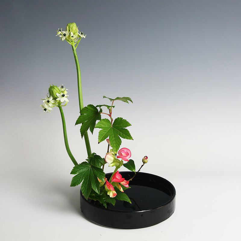 Arrangement floral japonais Assiette à fleurs chinoise en céramique