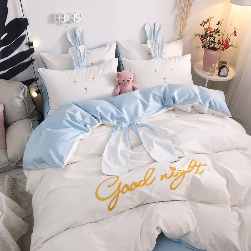 Four-piece Set Of Pure Cotton On The Bed