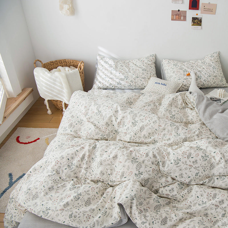 Juego de cama de cuatro piezas de algodón puro, sencillo y rústico, con pequeñas flores