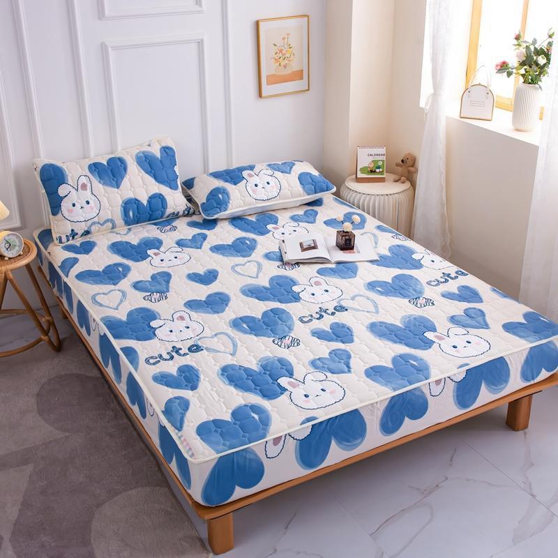 Cotton Covered Anti Slip Cartoon Bedspread