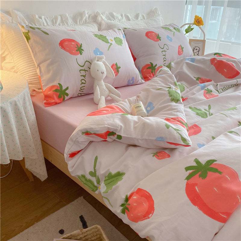 Juego de cama de cuatro piezas con diseño de corazón y flores pequeñas para niña