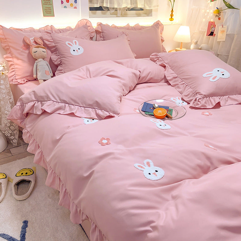 Juego de cama de cuatro piezas estilo princesa con corazones para niña