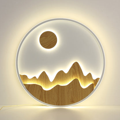 Lampe dôme dans une chambre ronde