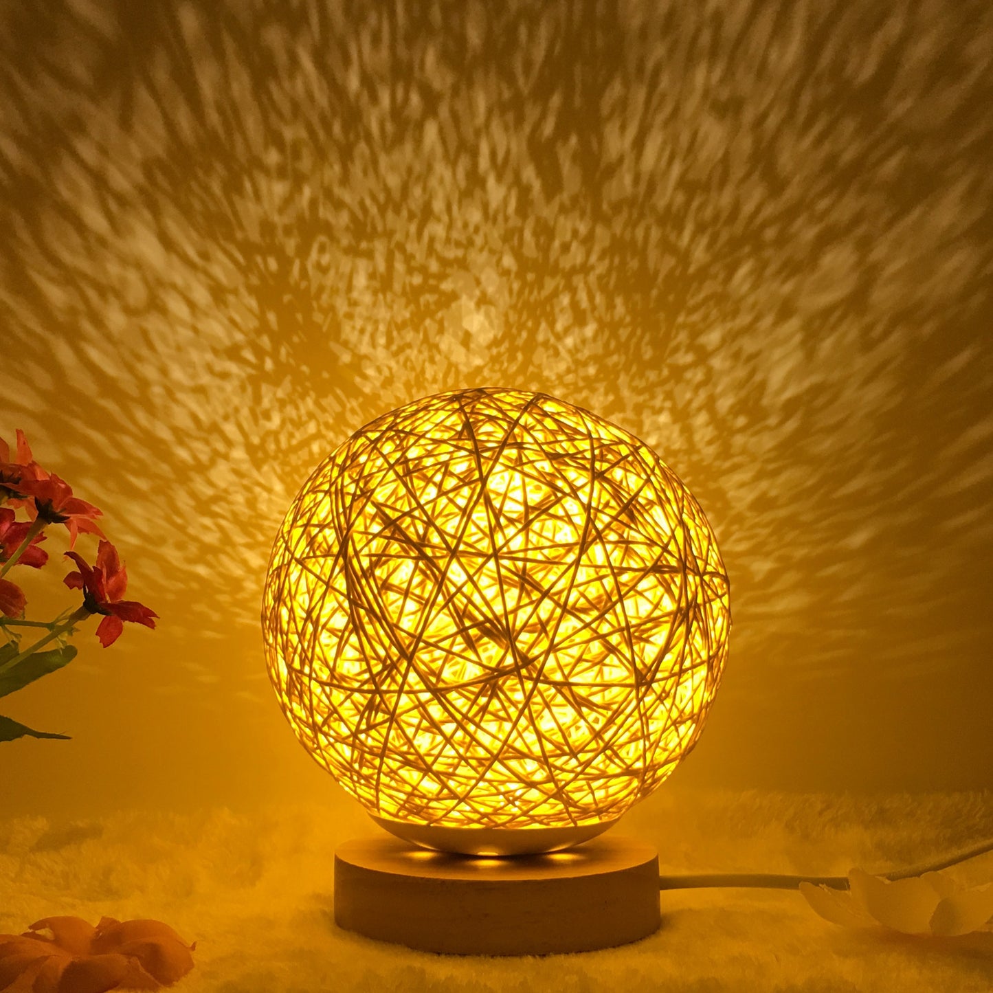 Amazon Hot Selling Creative Linen Table Lamp Novel and Unique LED Intelligent USB7 Color RGB16 Color Remote Control Rattan Ball Lamp