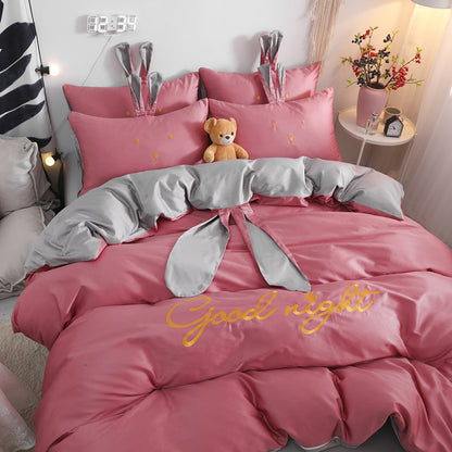 Four-piece Set Of Pure Cotton On The Bed