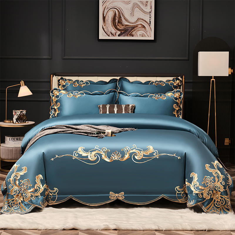 Velvet Four-piece Set Solid Color Embroidered Quilt Set Bed Sheet