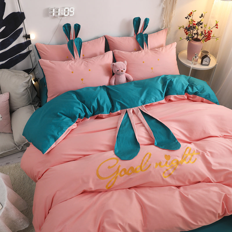 Four-piece Set Of Pure Cotton On The Bed