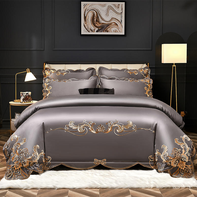 Velvet Four-piece Set Solid Color Embroidered Quilt Set Bed Sheet