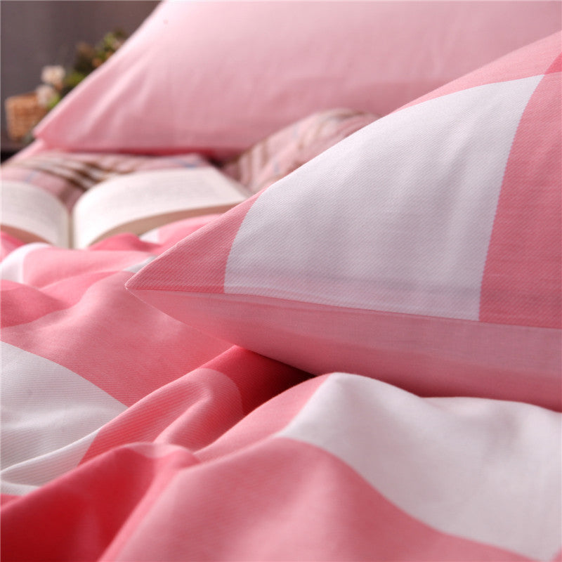 Three-piece Checked Bed Sheet Set