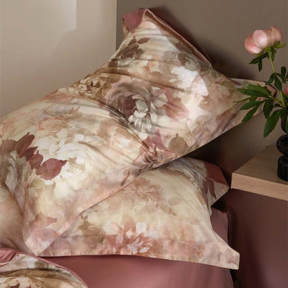 Juego de cama de cuatro piezas con estampado digital de tencel y flores