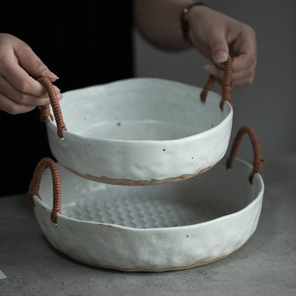 Vaisselle créative en céramique avec poignée en rotin et assiette à fruits