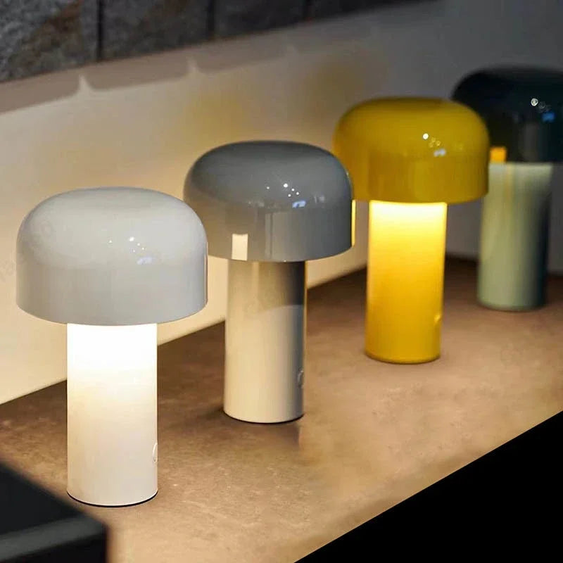 Lampe champignon chargeant le bureau tactile café bar, décoration de chambre d'hôtel, atmosphère créative nordique, petite veilleuse