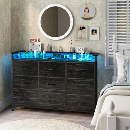 Commode blanche avec éclairage LED pour chambre à coucher Commode à 9 tiroirs avec station de charge Commode à tiroirs Cadre en acier Plateau en bois