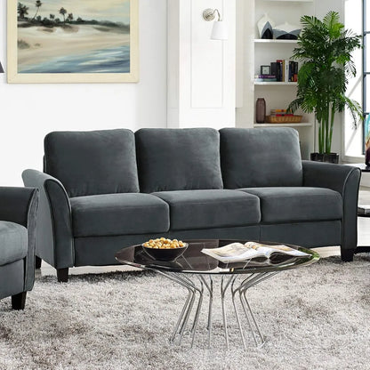 The living room sofa is suitable for families and can accommodate up to three people for daily life