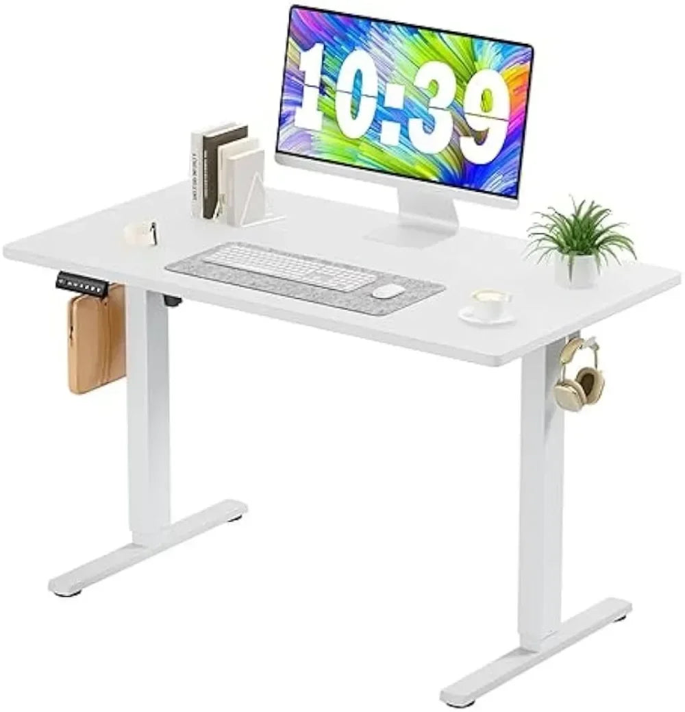 Bureau électrique debout - Bureau réglable en hauteur de 40 x 24 pouces avec panneau d'épissure, ordinateur de bureau à domicile relevable, blanc