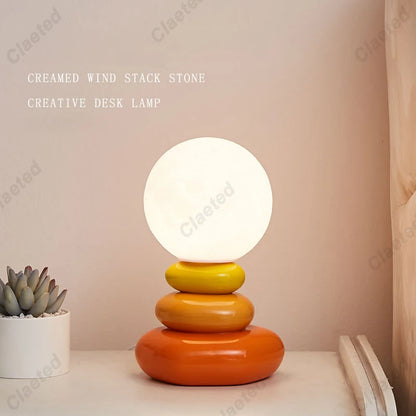 Lámpara de mesa de piedra colorida, lámpara de noche para dormitorio, creativa lámpara nórdica con forma de piedra apilada, luz de noche de ambiente avanzado para sala de estar