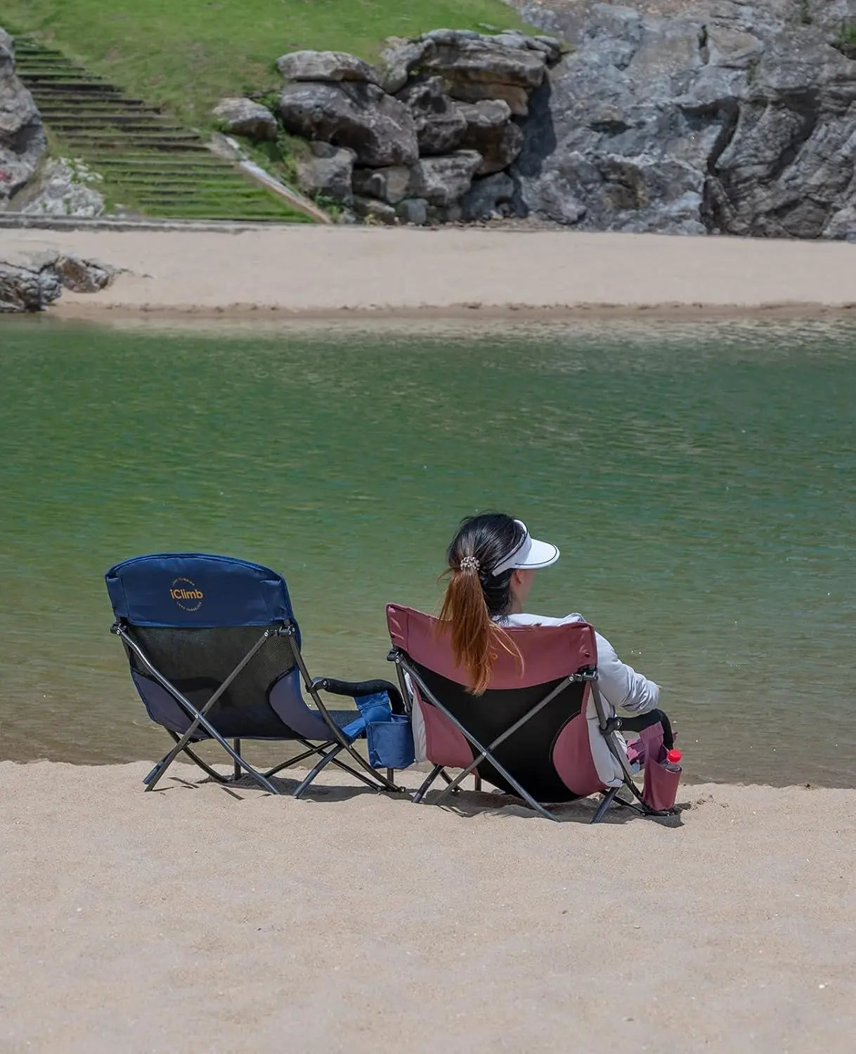 Chaise de camping pliante basse et large avec poche latérale et sac de transport (1, bleu marine)