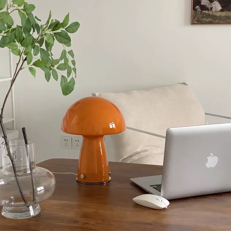 Lampe de table en forme de tarte aux champignons en verre, décoration de la maison, chevet, étude, lecture, veilleuse à LED, décoration de chambre à coucher, lampe de bureau teintée