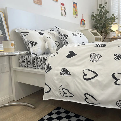 Euro Black White Love Heart Bedding Set Simple Bed Linen Duvet Cover for Couple Adult Bedspread and Pillowcase Sheet