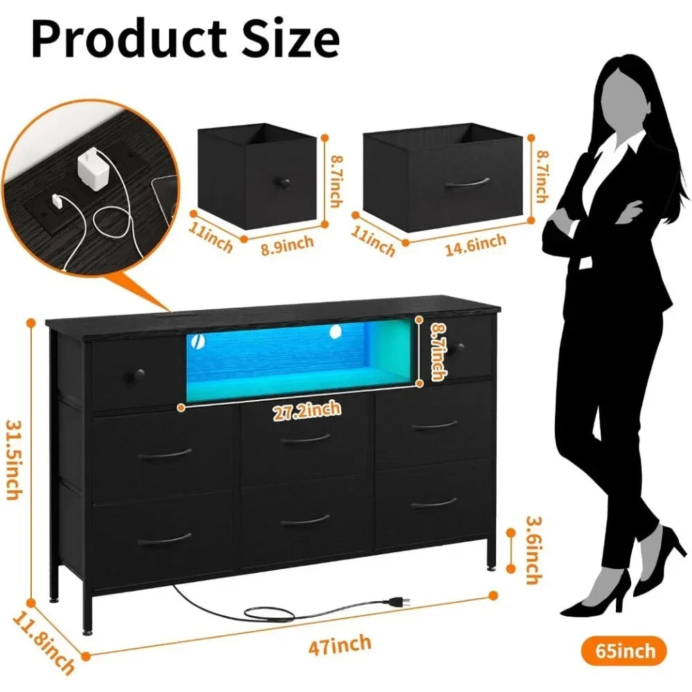 Cómoda para dormitorio con tomas de corriente y luces LED, mueble de TV negro de 55" con 8 cajones, cómoda de tela