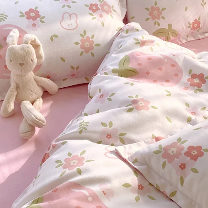 Lovely Strawberry Pink Bedding Set Soft Washed Cotton Bed Sheet INS Flower Duvet Cover Girls Comforter Cover Home For Child