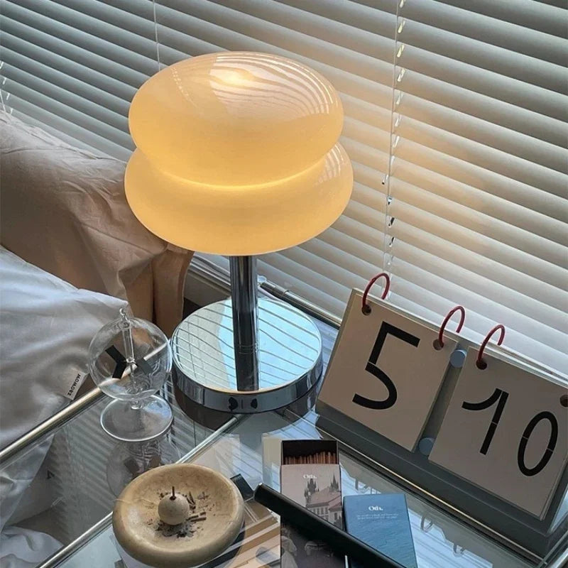 Lámpara de mesa de cristal con forma de macarrón, atenuación tricromática, protección para los ojos, luz de noche, decoración para dormitorio de niña, lámparas de ambiente para habitación