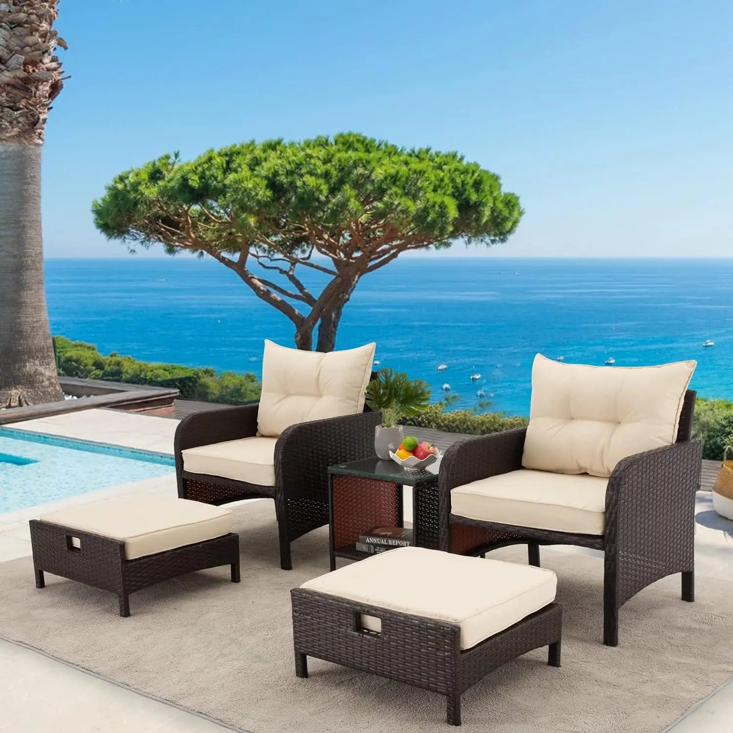 Ensemble de meubles de patio, chaises d'extérieur en rotin avec table basse en verre trempé, poufs et coussins moelleux, ensemble de conversation en osier