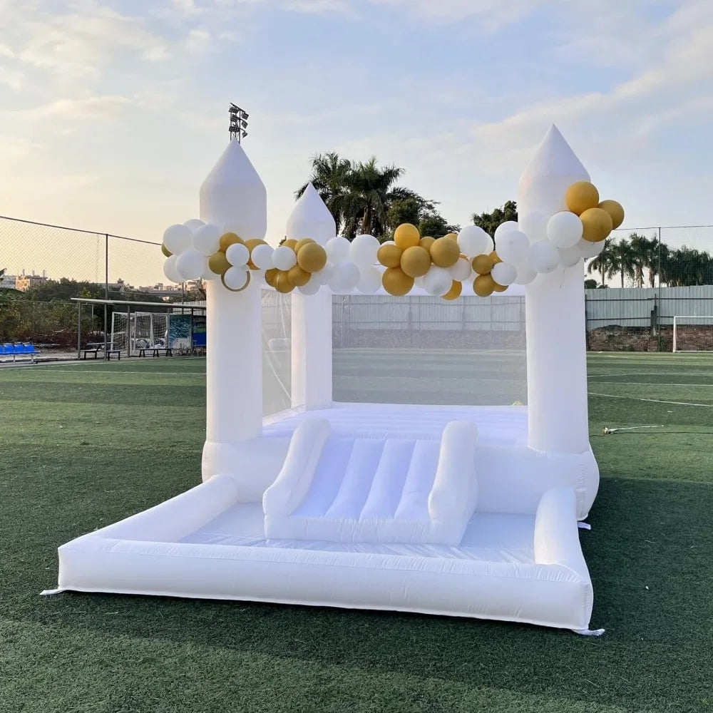 Casa inflable blanca para niños con soplador UL, 13' de largo x 8' de ancho x 8' de alto, piscina de bolas grande y espacio para saltar, 3 en 1