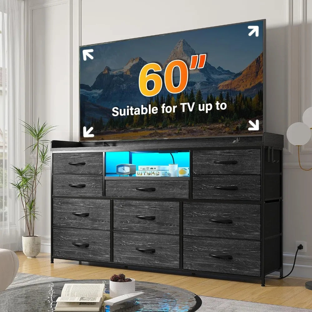 Commode TV EnHomee avec 11 tiroirs pour meuble TV 60" pour chambre à coucher avec lumières LED et prises de courant Commode longue pour chambre à coucher