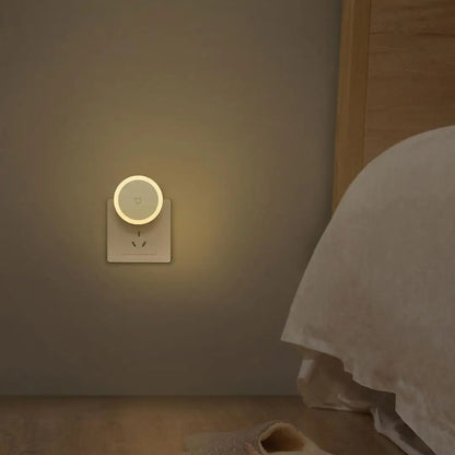 Xiaomi Mijia Luz de noche enchufable 0,4 W Interruptor táctil Se enciende automáticamente por la noche Luces LED Lámpara de noche Dormitorio Lámpara