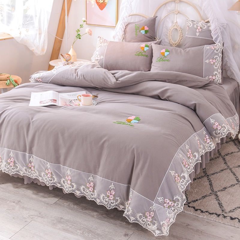 Four-piece Set Of Net Red Bedding