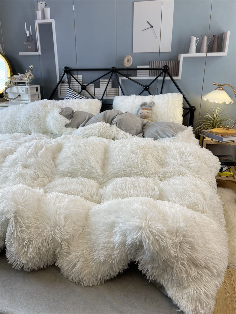 Winter Thickened Mink Velvet Bed Four Piece Set