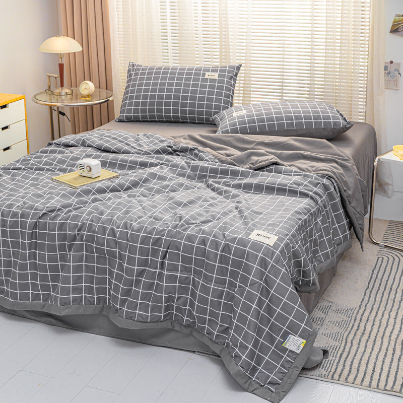 Machine Washable Printed Summer Quilt Four-piece Bedding Set