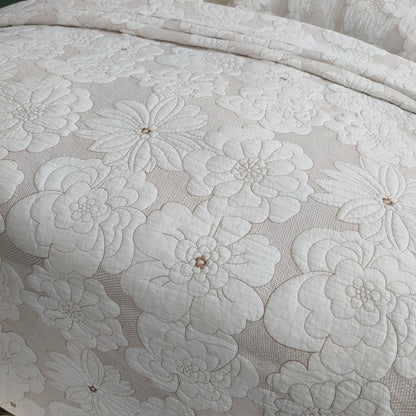 Parure de lit trois pièces en coton épais avec broderie camélia blanc beige pur