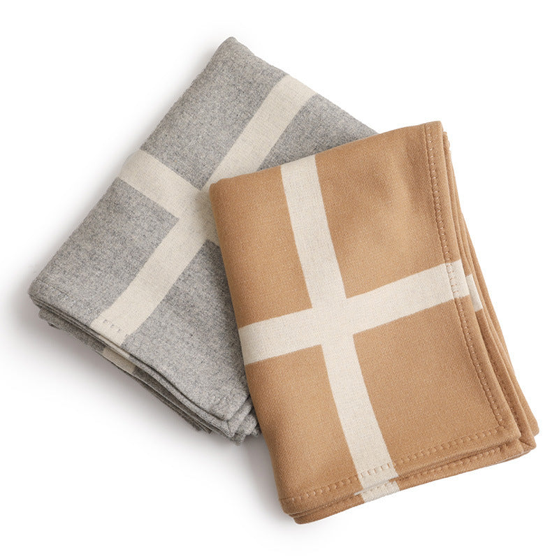 Couverture de sieste en pure laine à cadre blanc Simple Home Cross Travel Four Seasons