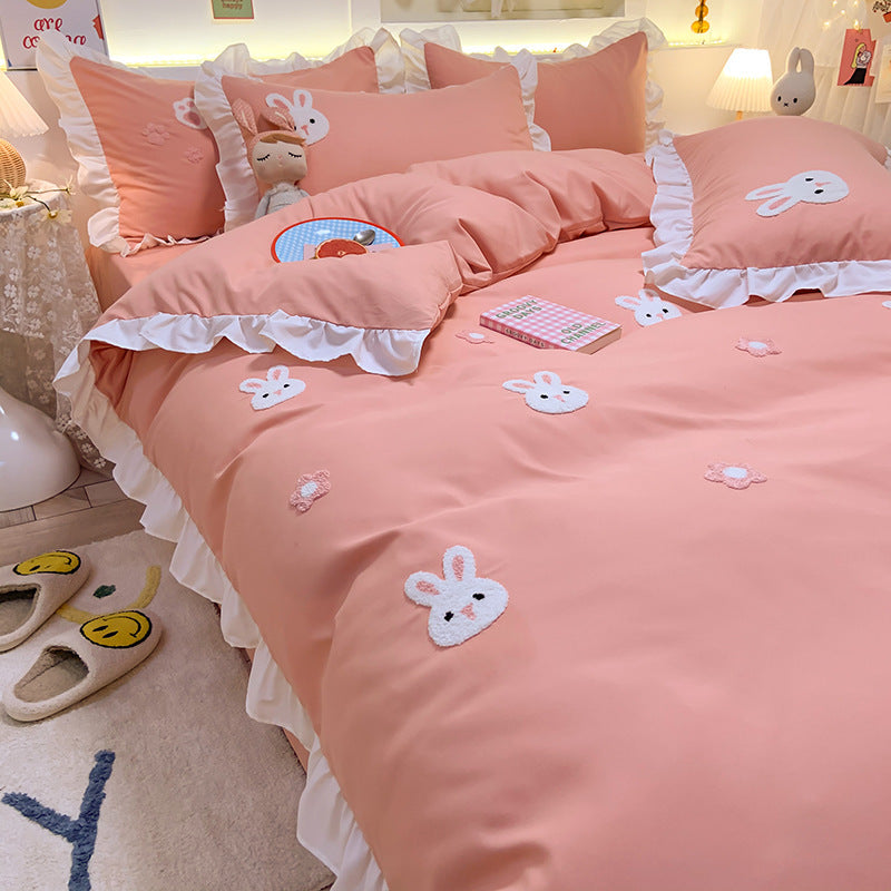 Juego de cama de cuatro piezas estilo princesa con corazones para niña