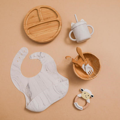 Vaisselle complémentaire pour bébé avec bavoir en silicone, assiette à dîner, paille, tasse, fourchette, cuillère