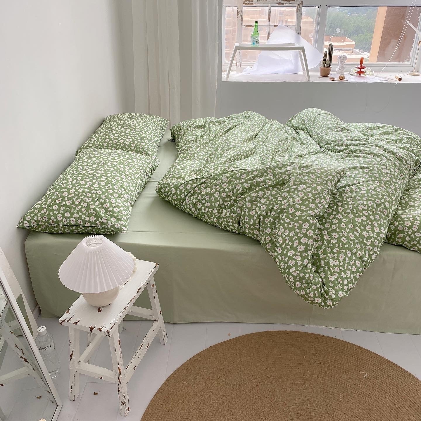 Housse de couette en coton à motif floral vert clair avec motif fille rétro japonaise Daisy And Mint