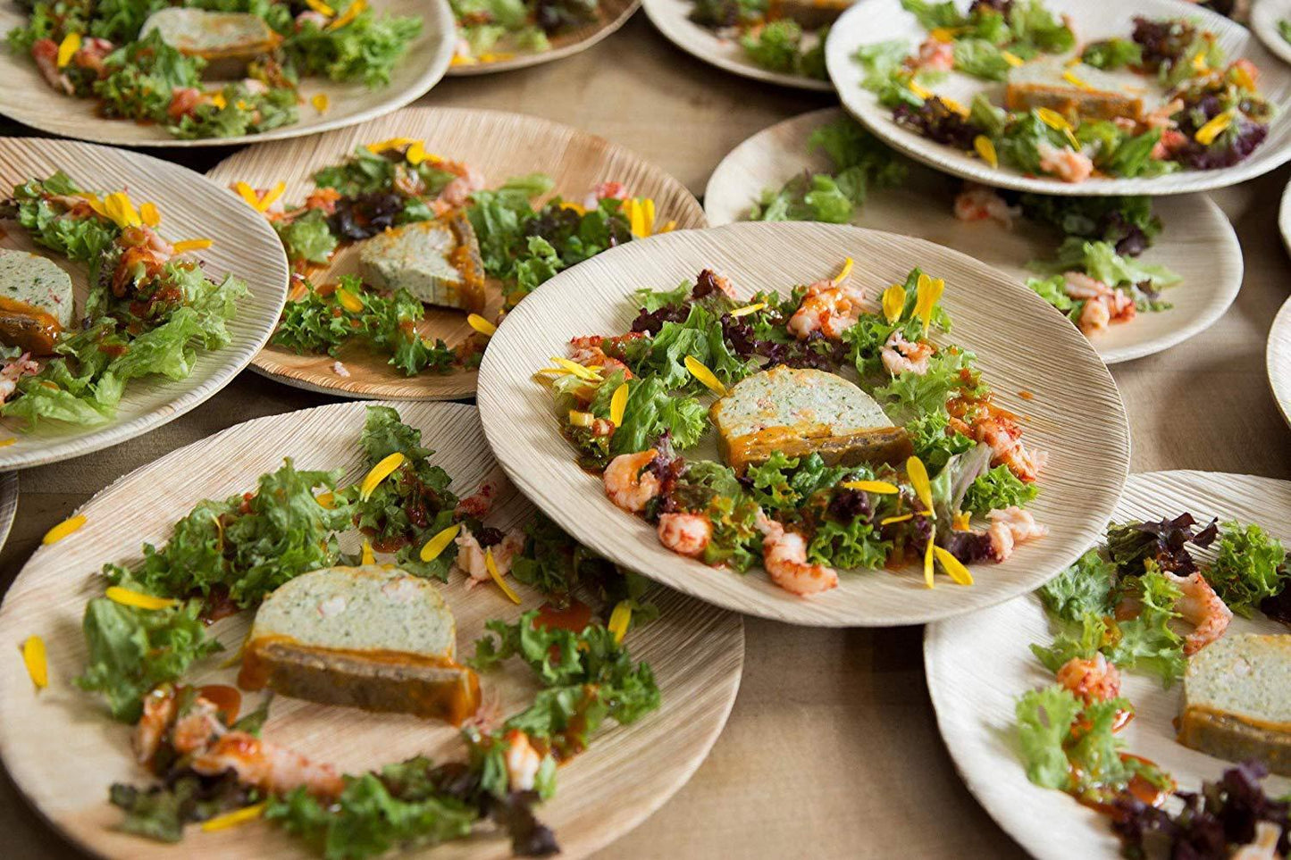 Assiette jetable biodégradable en feuille de palmier