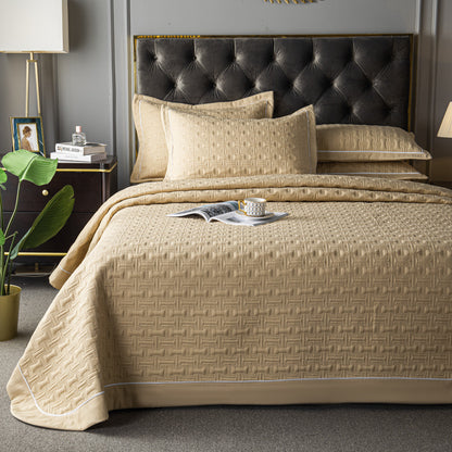 Three-piece Solid Color Quilted Quilted Bed Cover